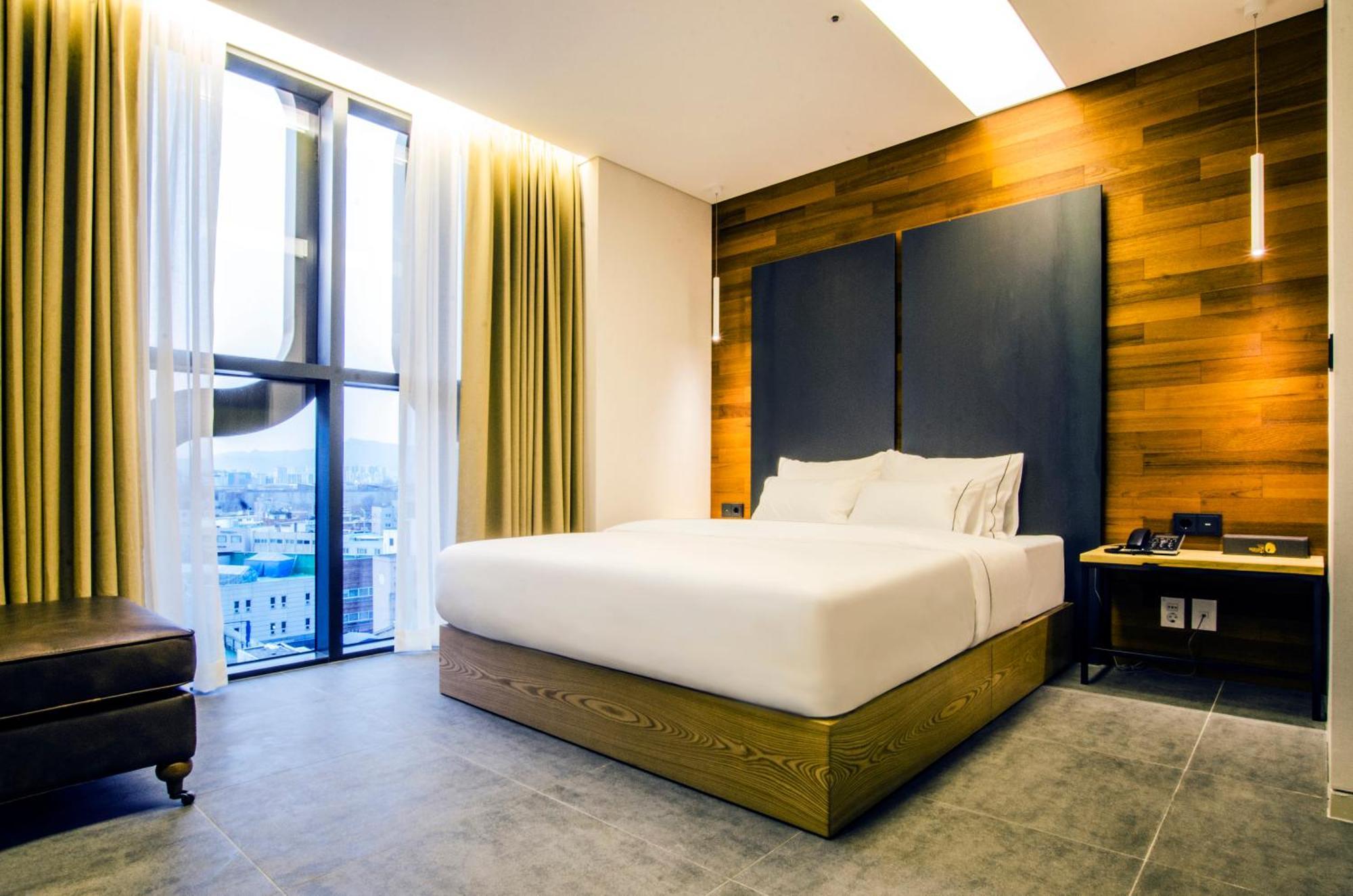 Hotel The Designers Premier Kondae Сеул Екстериор снимка