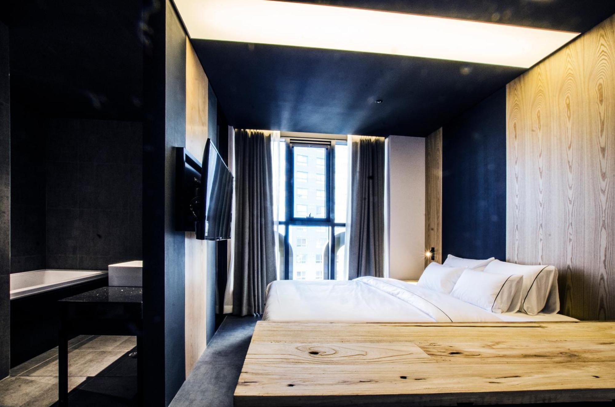 Hotel The Designers Premier Kondae Сеул Екстериор снимка