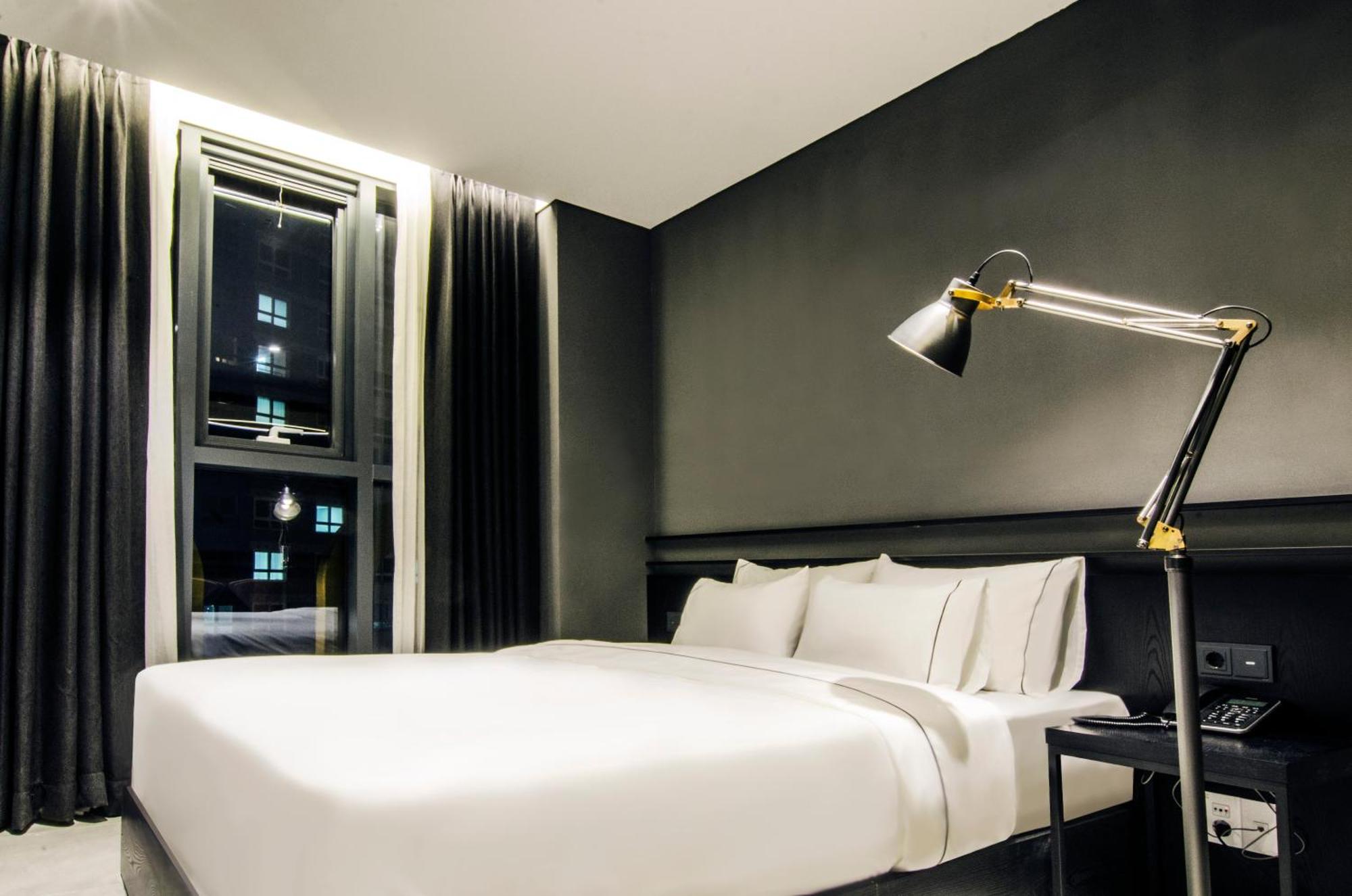 Hotel The Designers Premier Kondae Сеул Екстериор снимка