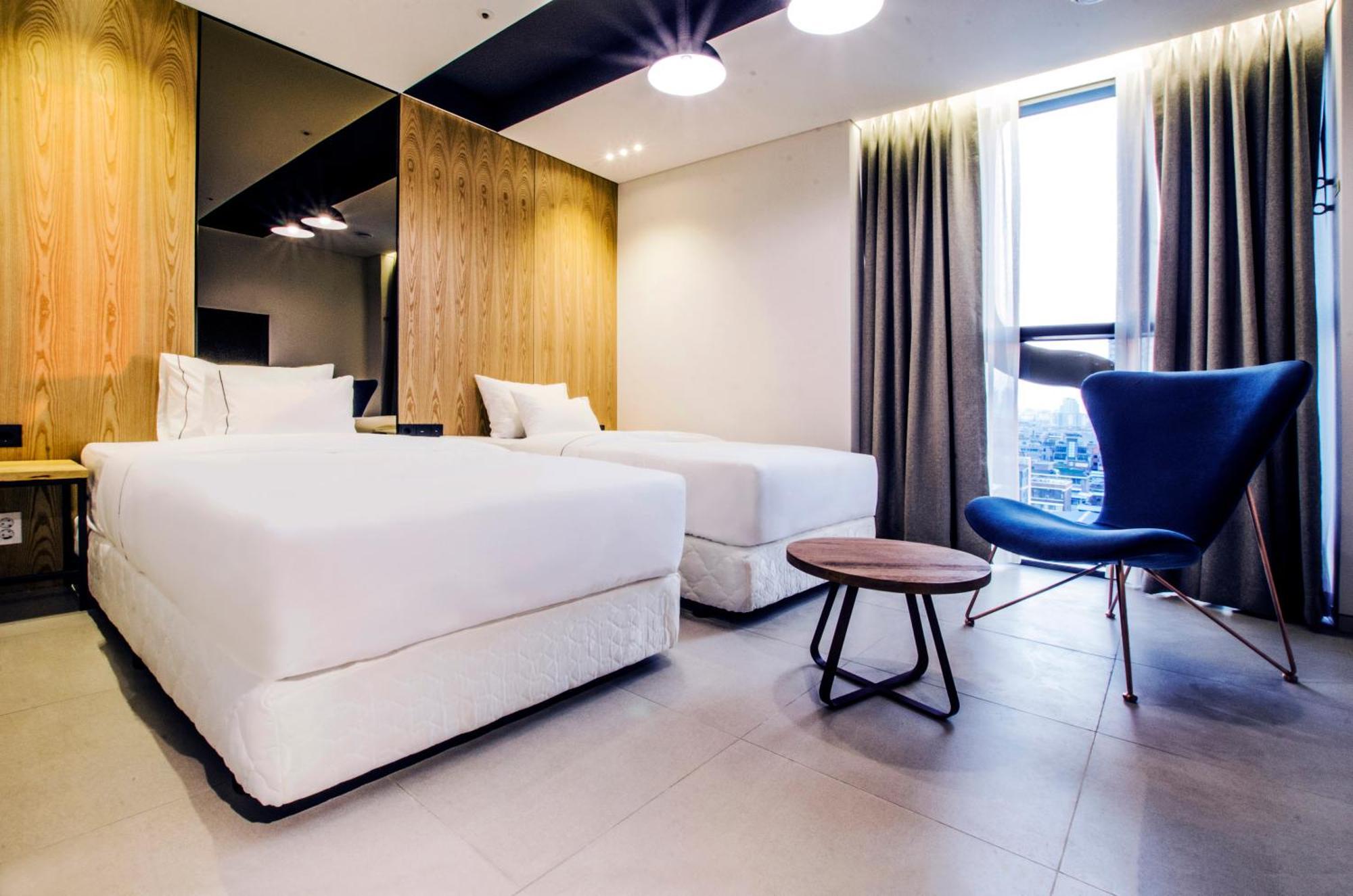 Hotel The Designers Premier Kondae Сеул Екстериор снимка