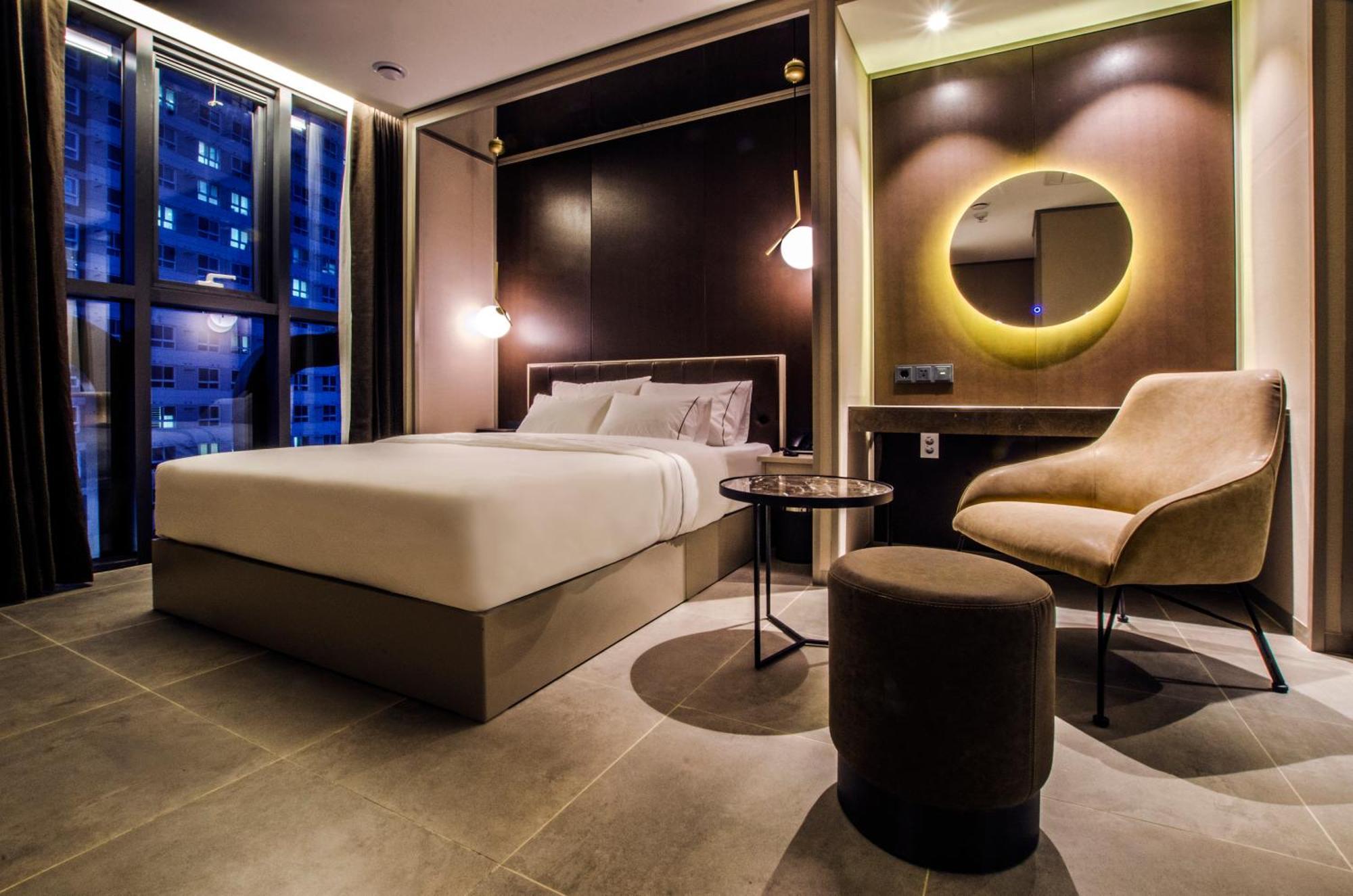 Hotel The Designers Premier Kondae Сеул Екстериор снимка